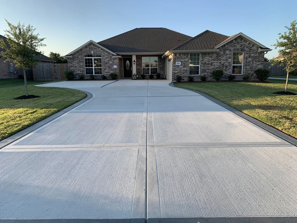 Beautiful concrete driveway installation in Cypress TX